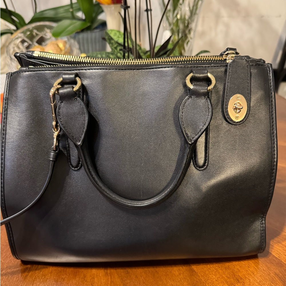 Vintage Coach New York cross body or handles , used but pristine w certificate - Picture 3 of 11